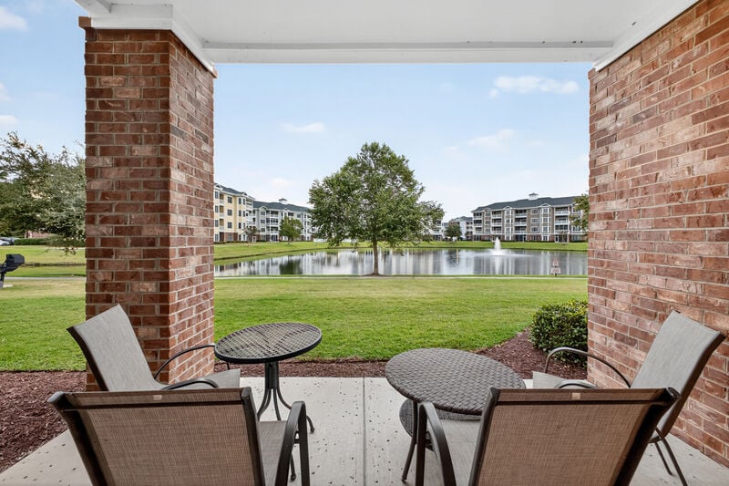 Magnolia Pointe Luster Leaf 4847-102 - Myrtle Beach