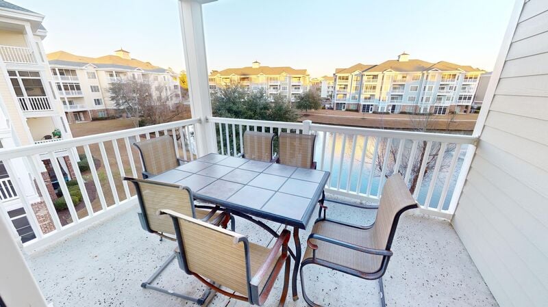 Magnolia Pointe Luster Leaf 4869-301 - Myrtle Beach