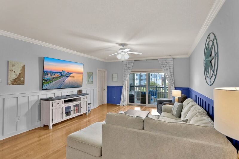 Magnolia Pointe Luster Leaf 4875-304