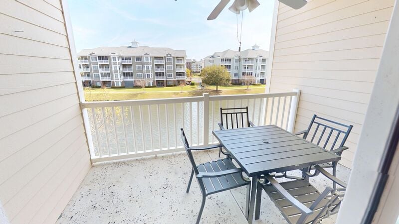 Magnolia Pointe Luster Leaf 4879-303 - Myrtle Beach