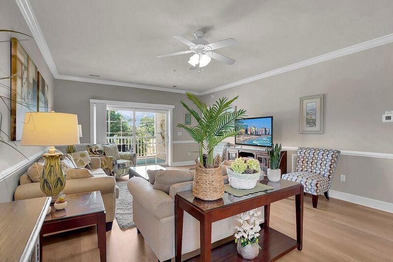 Magnolia Pointe Luster Leaf 4890-301 - Myrtle Beach