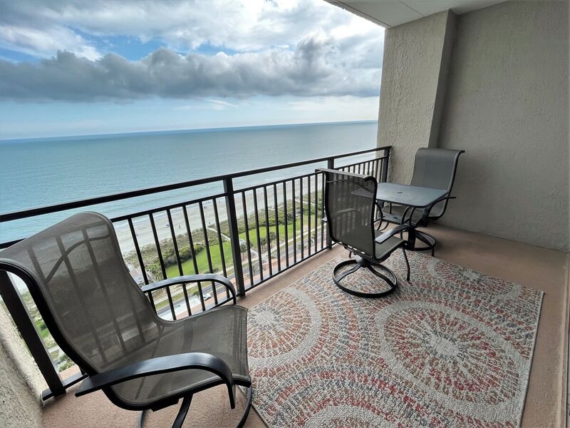 Ocean Forest Plaza 2011